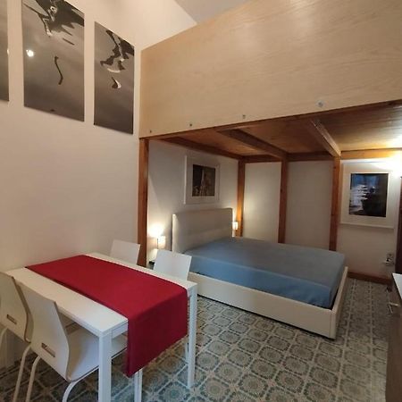 Casa Merisi Al Centro Storico Di Napoli Ngoại thất bức ảnh
